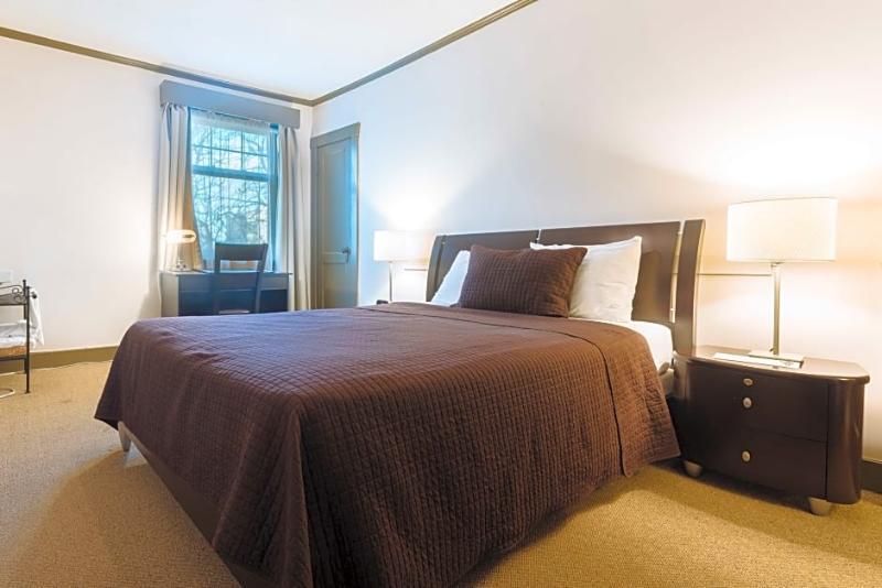 The Buchan Hotel Vancouver Exterior photo