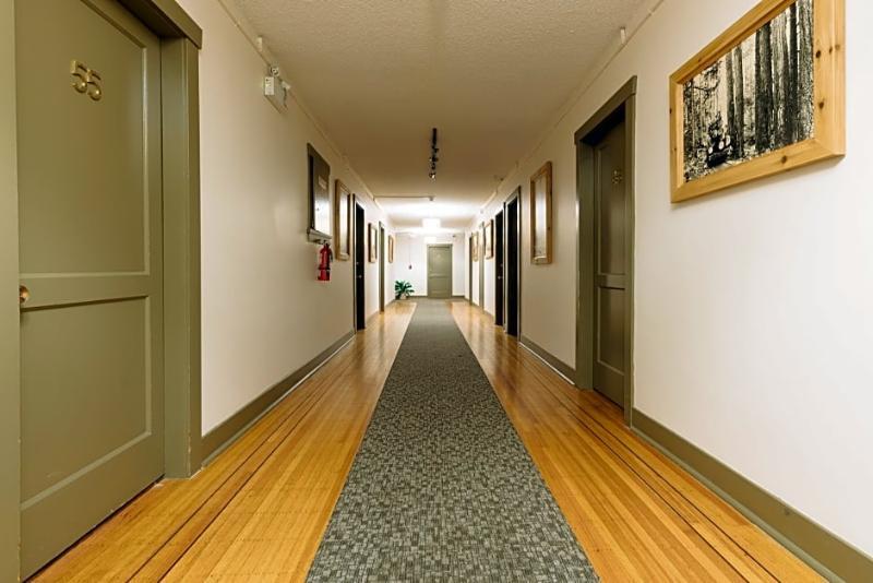 The Buchan Hotel Vancouver Exterior photo